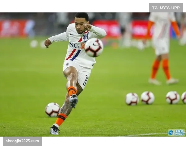 欧冠引进新型传感器足球,用于更精确分析传球与射门轨迹 欧冠引进新型传感器足球,用于更精确分析传球与射门轨迹